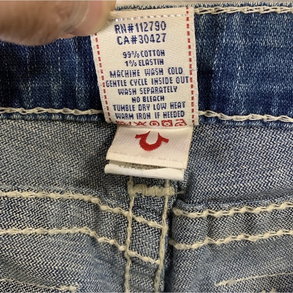 Authentic True Religion Joey Big T Flair Leg Women’s 32x29 Blue Jeans Low Rise - Picture 7 of 12